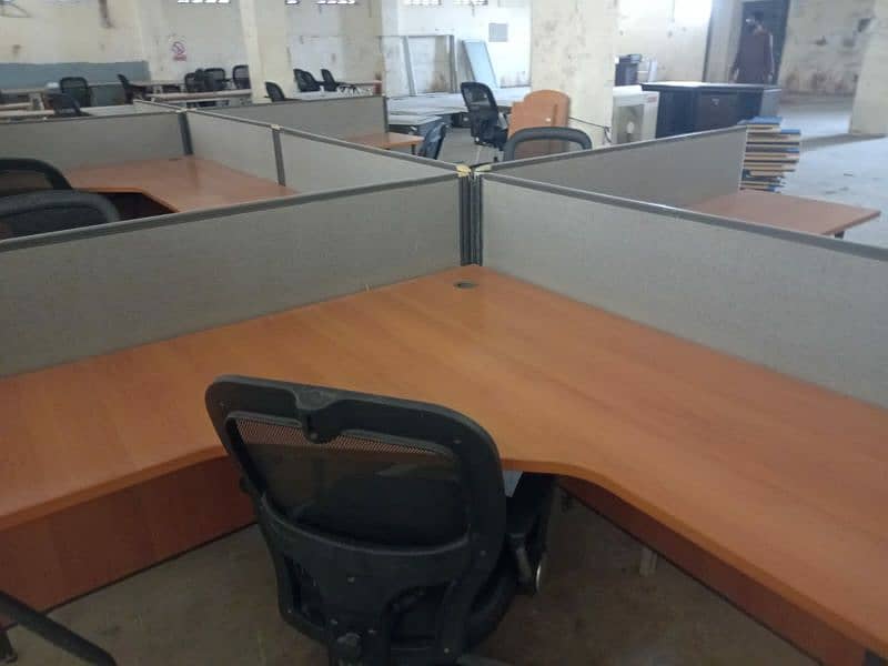 office furniture for sale in immaculate Condition 14