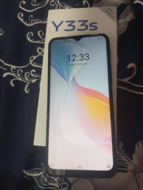 Vivo Y33s 8gb/128gb with Box 0