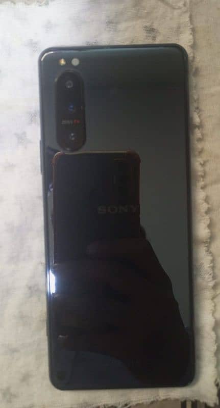 Sony Xperia 5 ii 1