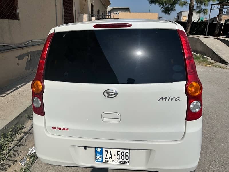 Daihatsu Mira 2010 Model 1