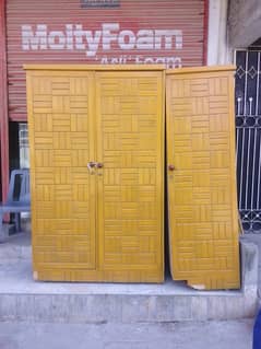 3 Doors Wardrobe for Sale