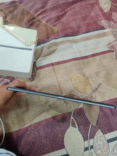 ipad 8 gen (32GB)