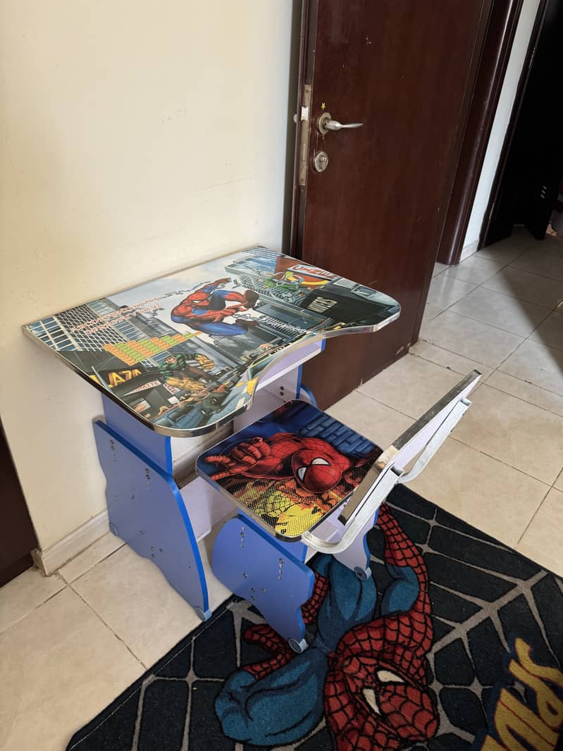 Spiderman study kit including trash bin, study table, chair, carpet 3