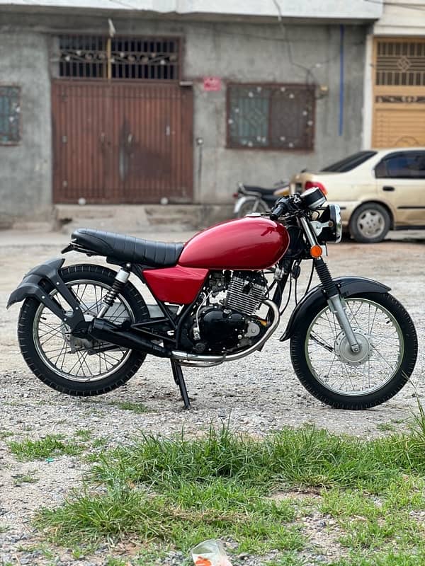 Suzuki GS 150 Cafe Racer 3