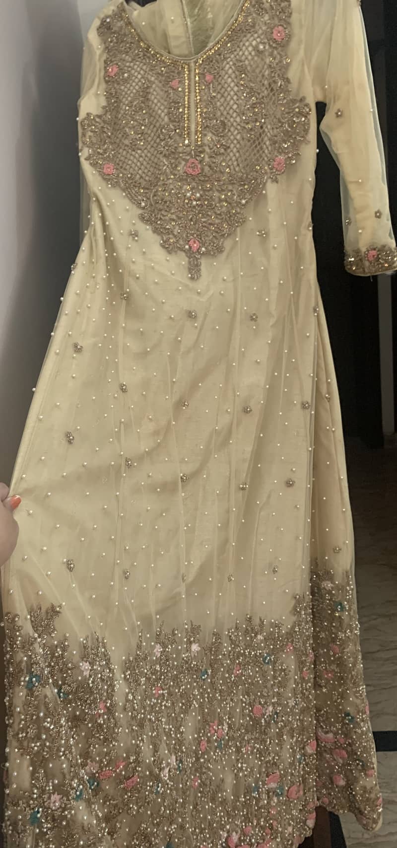 Beautiful pre owned nikkah dress. Worn only once 2