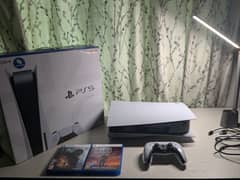 Playstation 5 Disc Edition 9/10 Condition with FF16 and Jedi Survivor