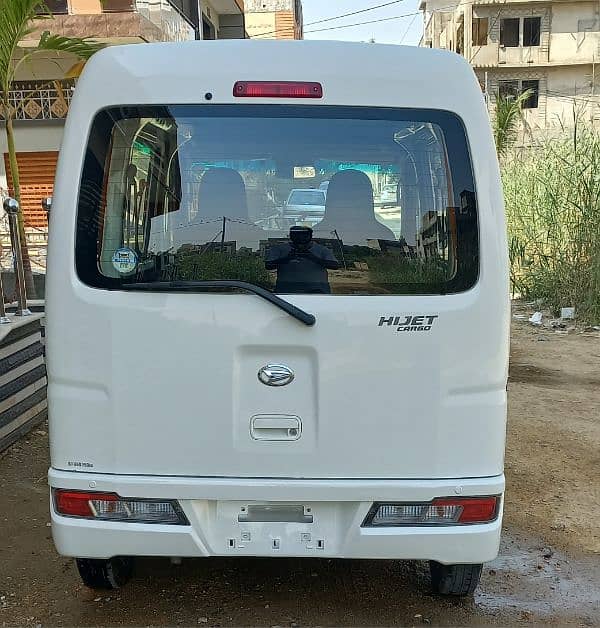 Daihatsu Hijet 2019 3