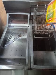 hi I am selling my  fryer 16 liter ha