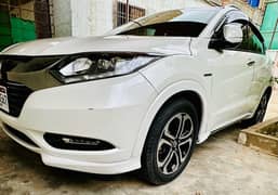 Title: Honda Vezel 2017 Model ( Reg 2022 )