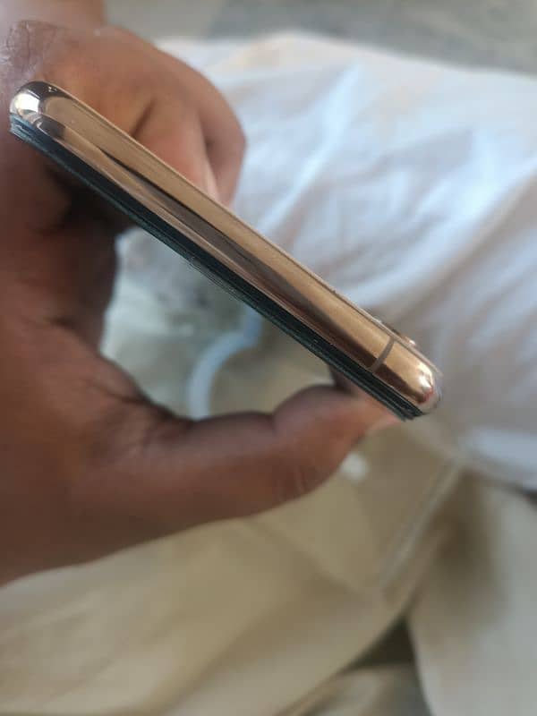 I phone xs max pta porved 3