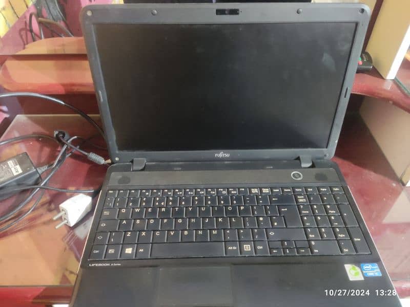 Fujitsu Life book A512 0