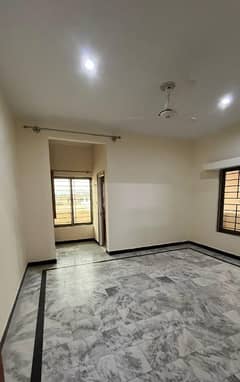 4 marla upper portion for rent