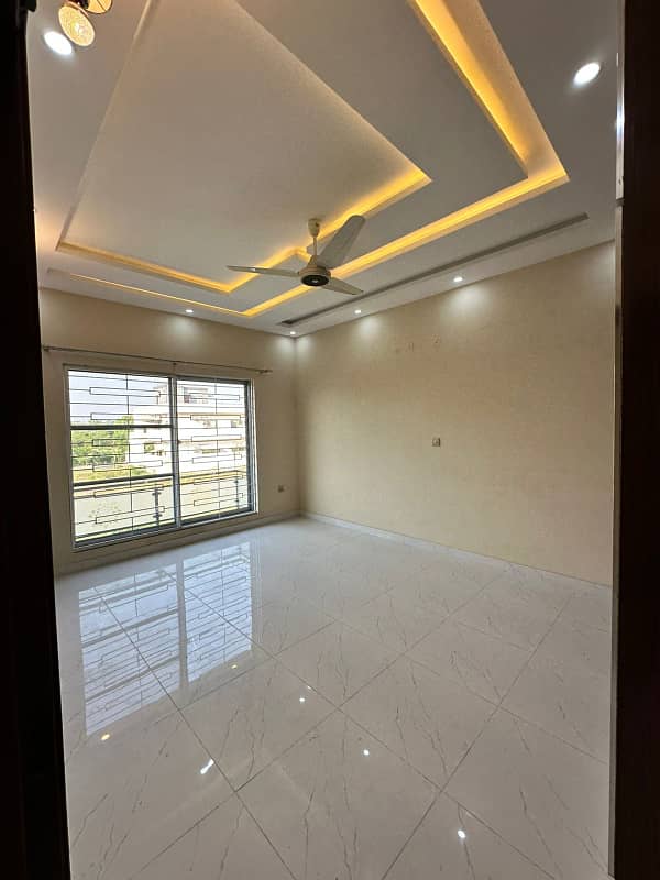 10 marla 2nd Floor brand new luxury Spanish upper portion available for rent near ucp University or University of lahore or shaukat khanum hospital or abdul sattar eidi road M2 4