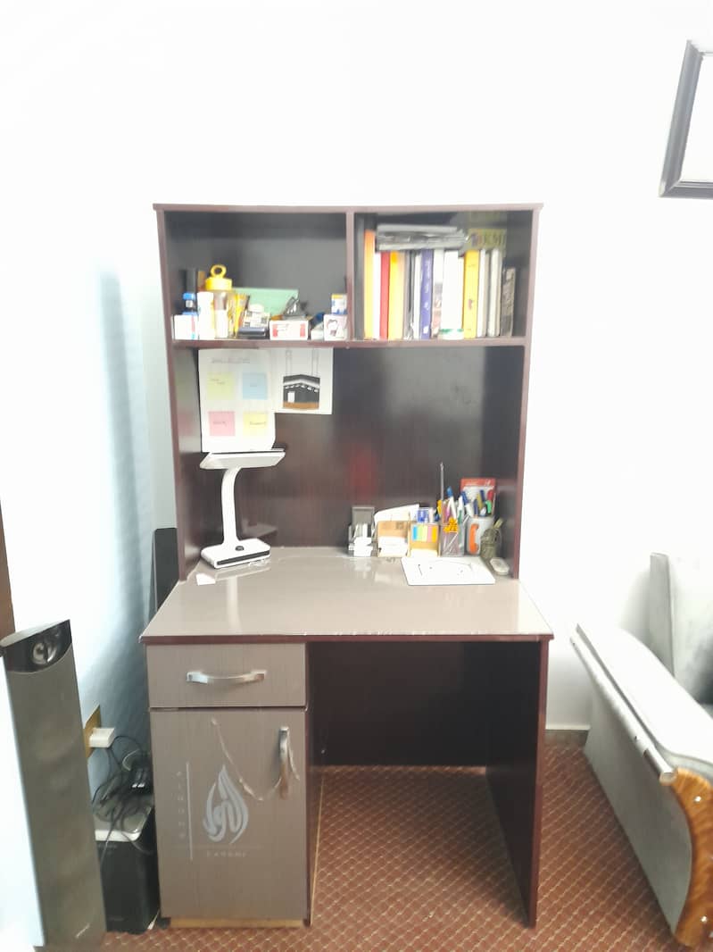 Study table for sale in tajbagh lahore 3