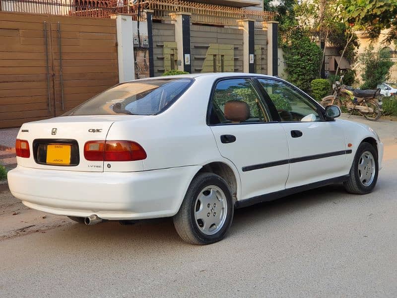 Honda Civic VTi 1