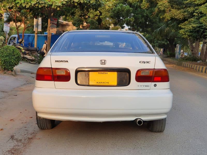 Honda Civic VTi 3