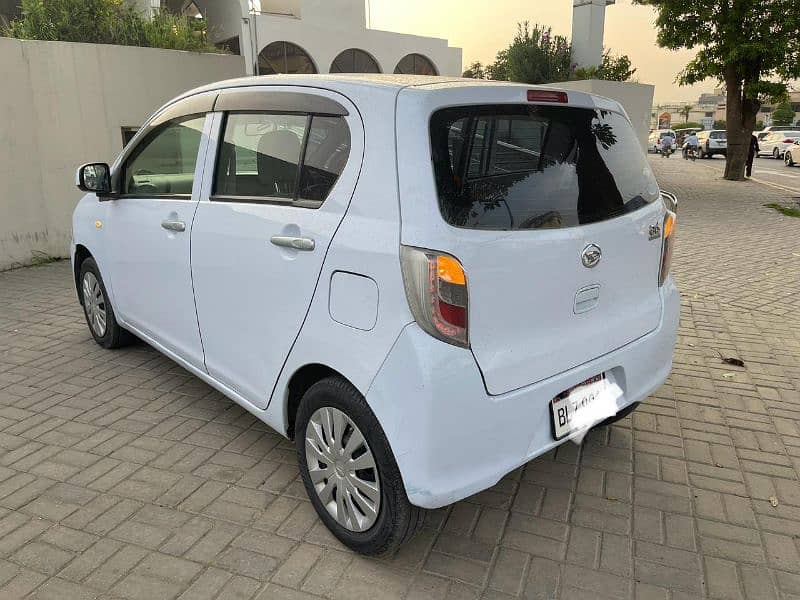 Daihatsu Mira 2015 0