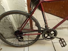 race cycle in good condition