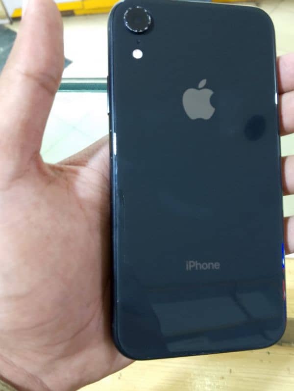 iphone apple xr 1