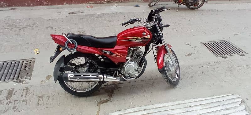 YAMAHA YBZ 125 RED 1