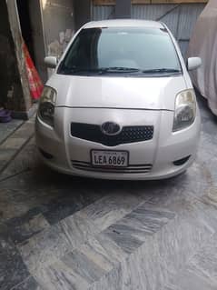 Toyota Vitz 2011