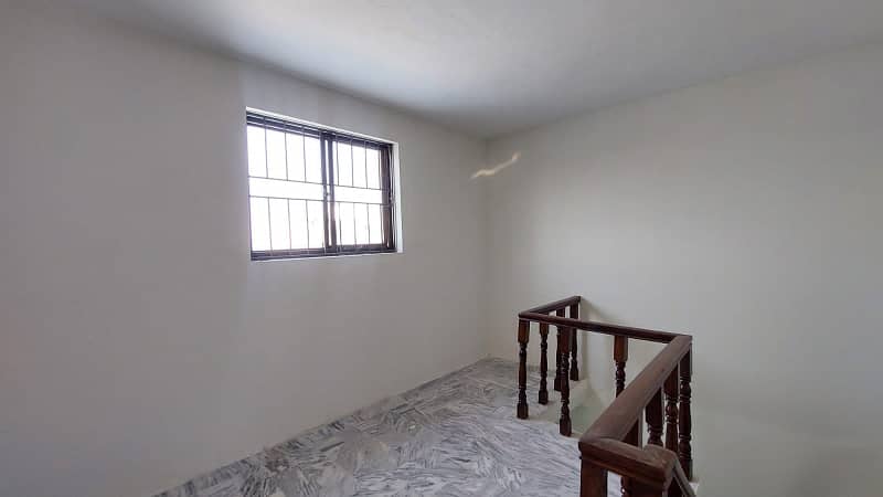 5 Marla HOUSE Available For Sale in National Police Foundation o-9 Islamabad 12