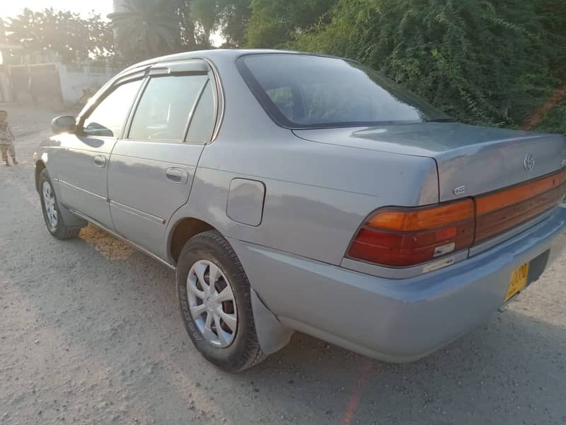 Toyota Corolla XE 1995 0