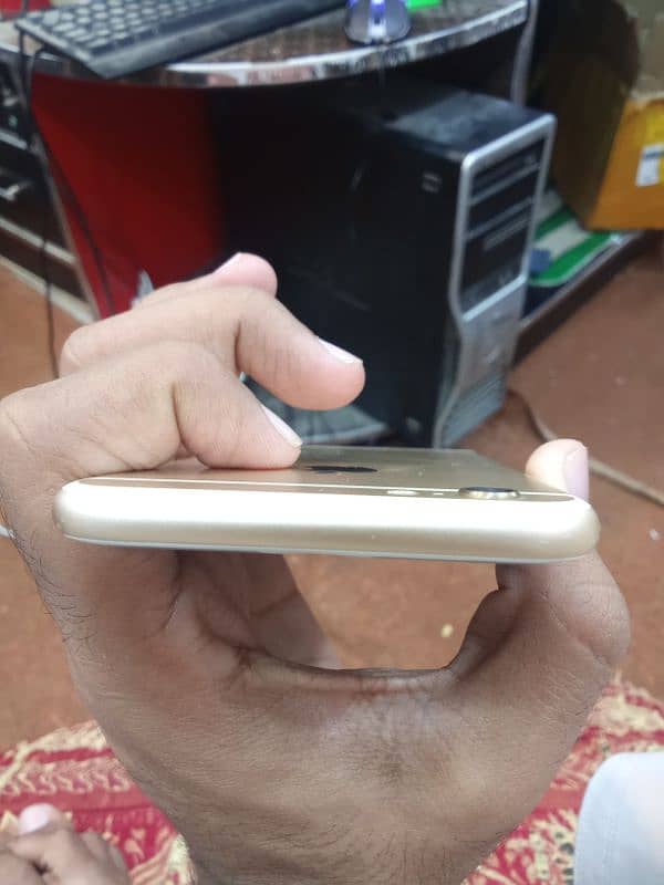 Iphone 6 16gb Sim working main ha 2