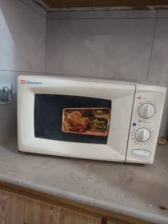 microwave oven