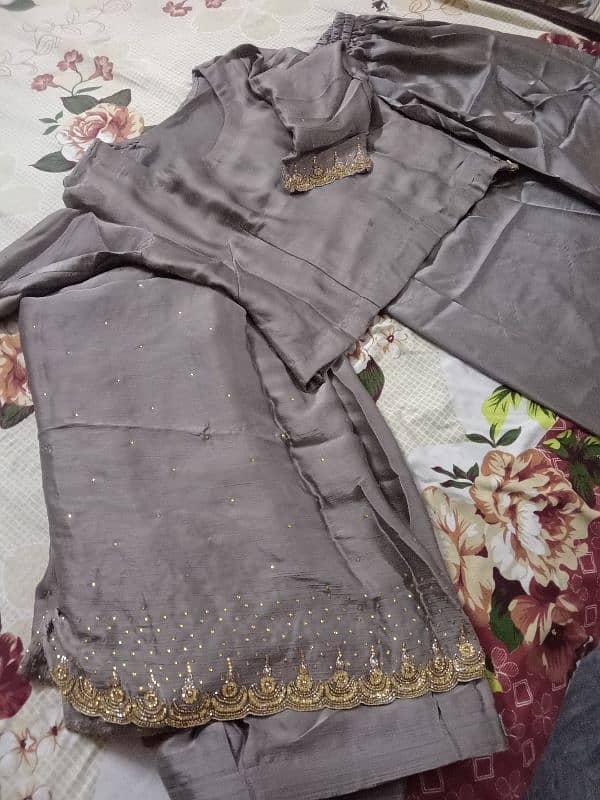 Grey silk Saree 2