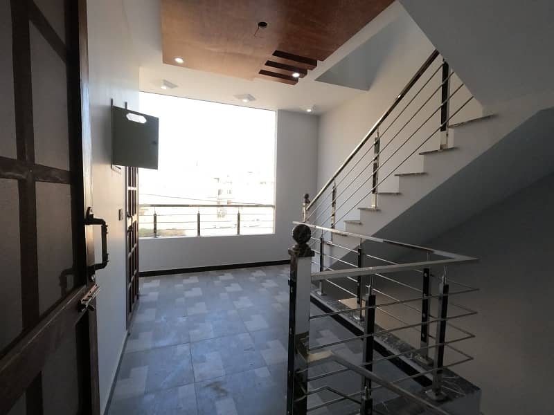 120 sqyds Brand New House for sale in the best society of scheme-33 (PS CITY 2) 10