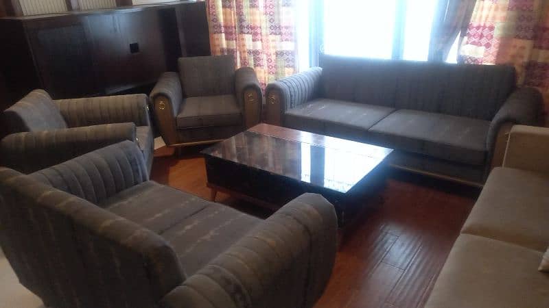 drawing and dining room furniture in new condition 10