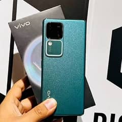 v30 vivo 10/10 green color mint condition 0