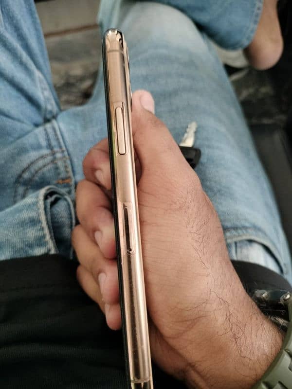 Iphone 11 pro Golden 256 3