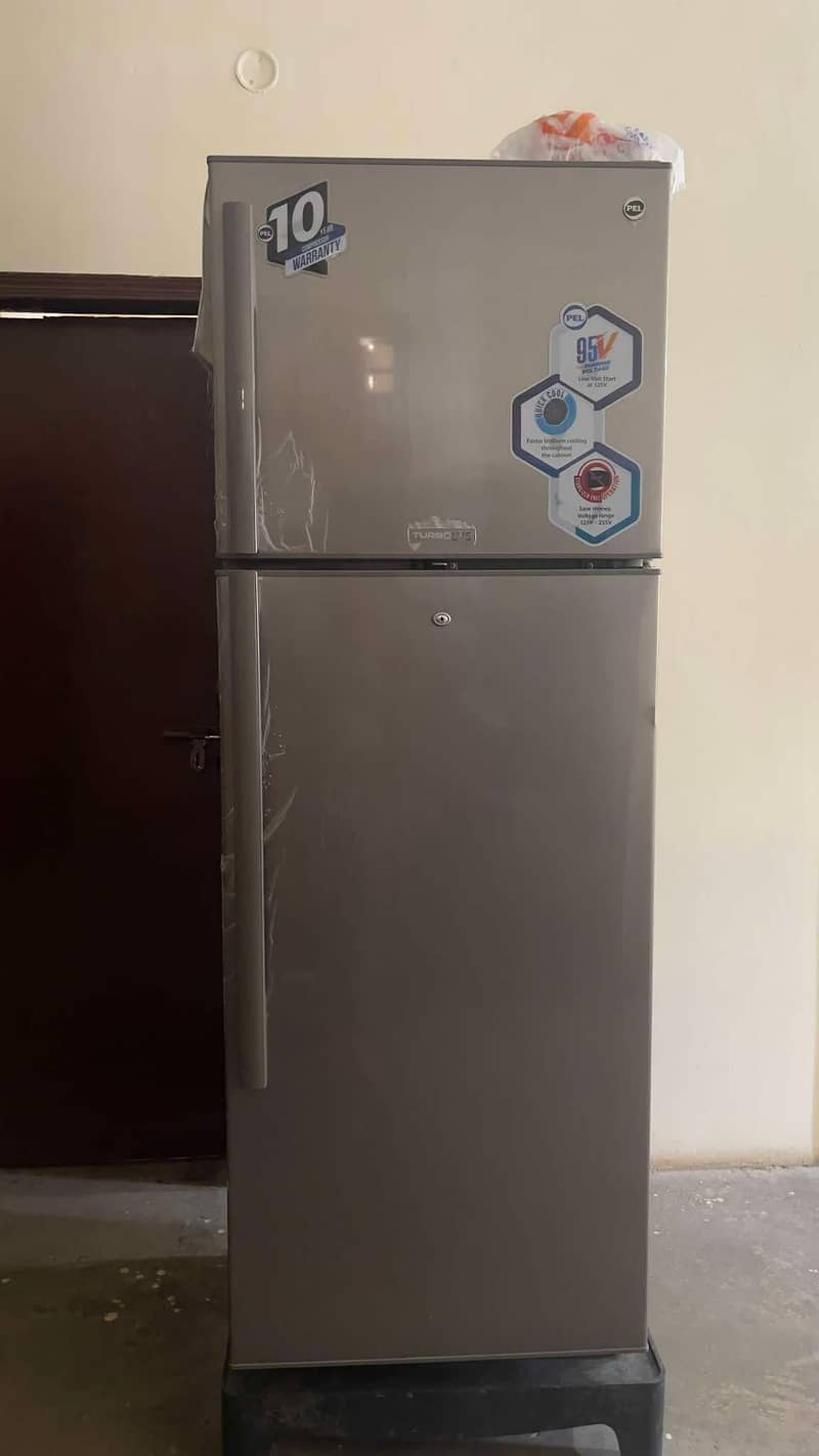 PEL Turbo Refrigerator LVS – 6450 Glossy Beige 0