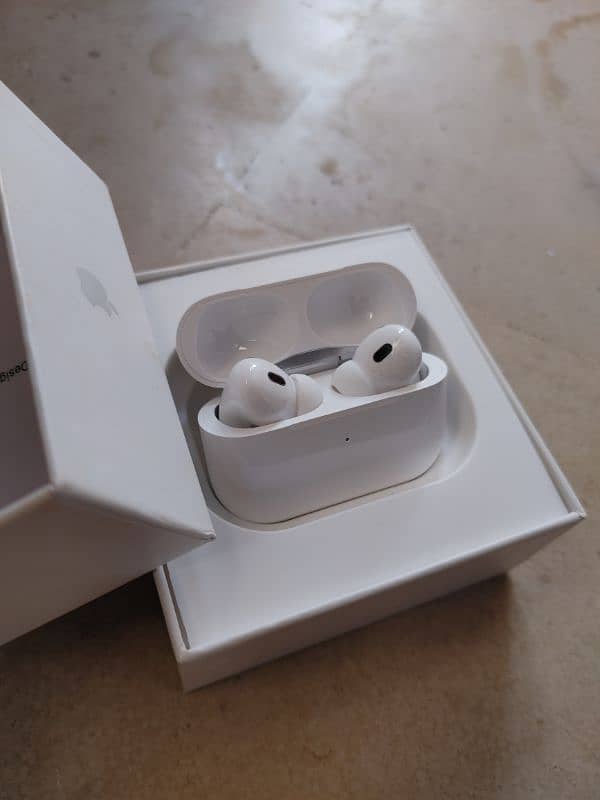 Airpods pro 2nd Generation 4