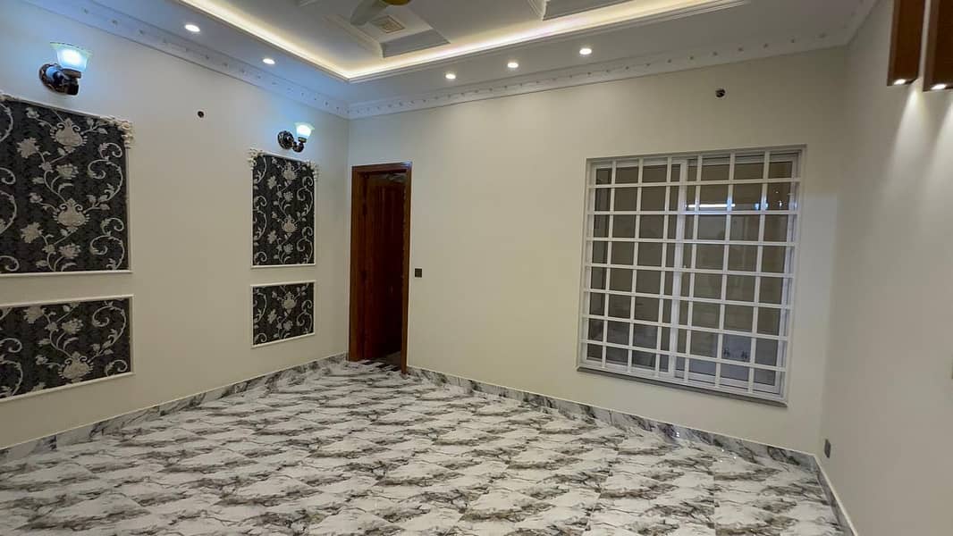 5 Marla Brand New House For Sale In R1 Block Johar Town Lahore 7