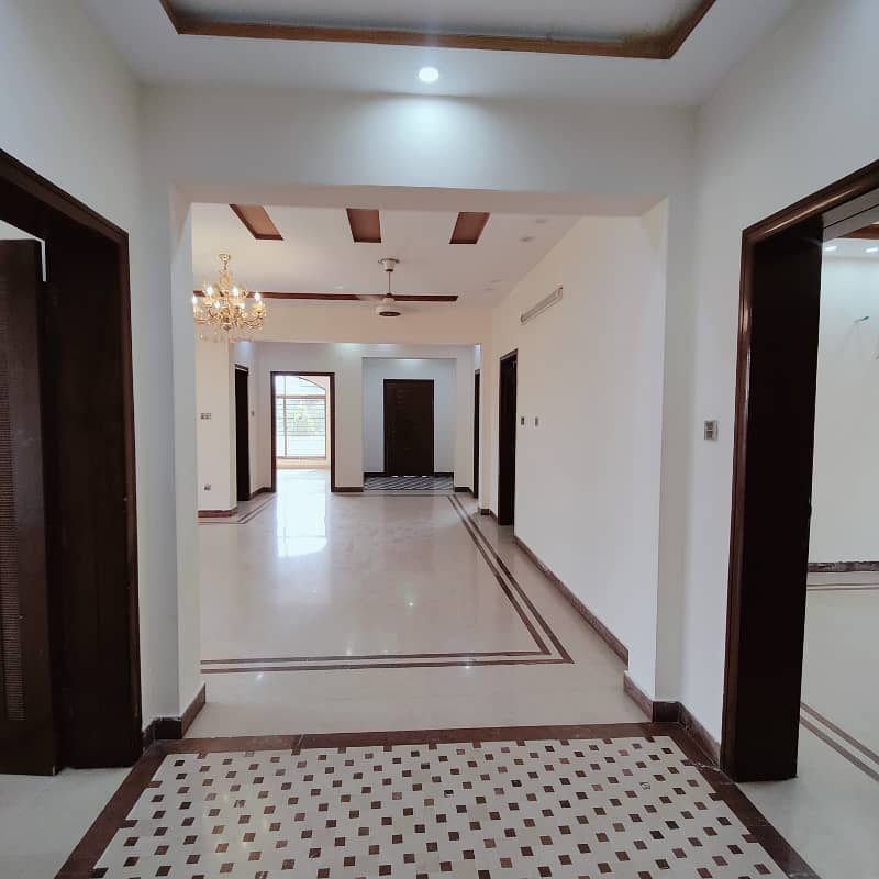 24 Marla Corner house upper portion for rent in DHA PHASE-6 Block L 0