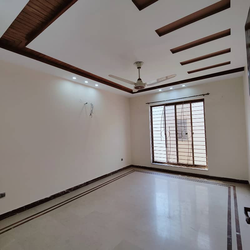 24 Marla Corner house upper portion for rent in DHA PHASE-6 Block L 8