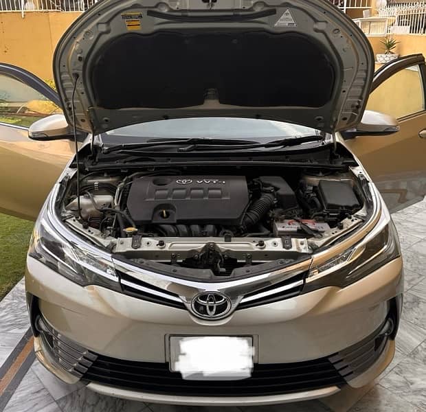 Toyota Altis Grande 2018 1