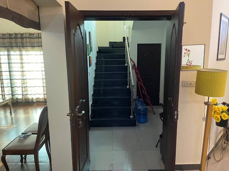 12 Marla spacious house for sale in ASKARI -11 Sector A 4