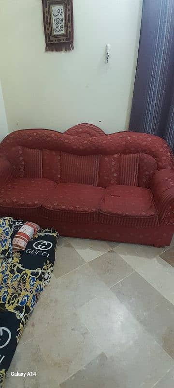 7 seter sofa urjant sell piur lakri ka farm hay 0