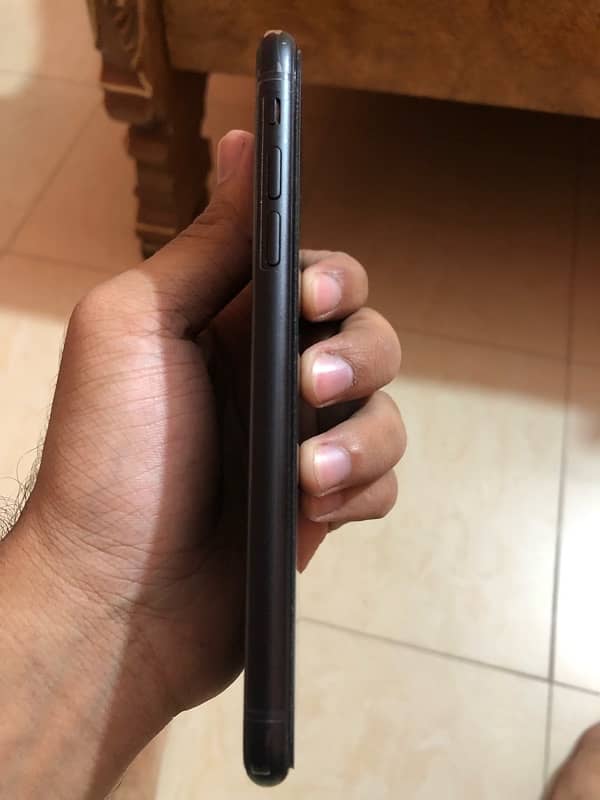 iPhone Xr Non PTA 3