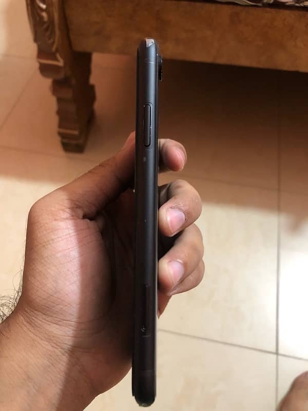 iPhone Xr Non PTA 4