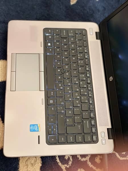 Hp elitebook 840 10