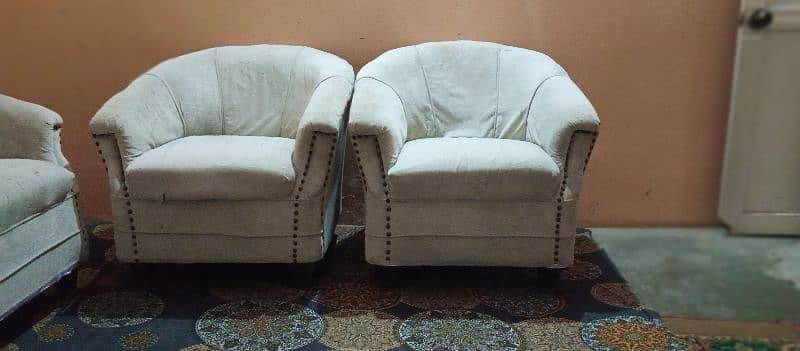 7seater sofa       phone num 03151030844 6