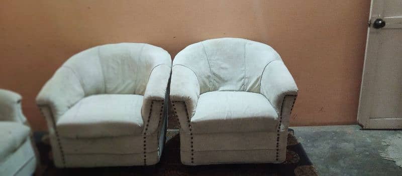 7seater sofa       phone num 03151030844 7