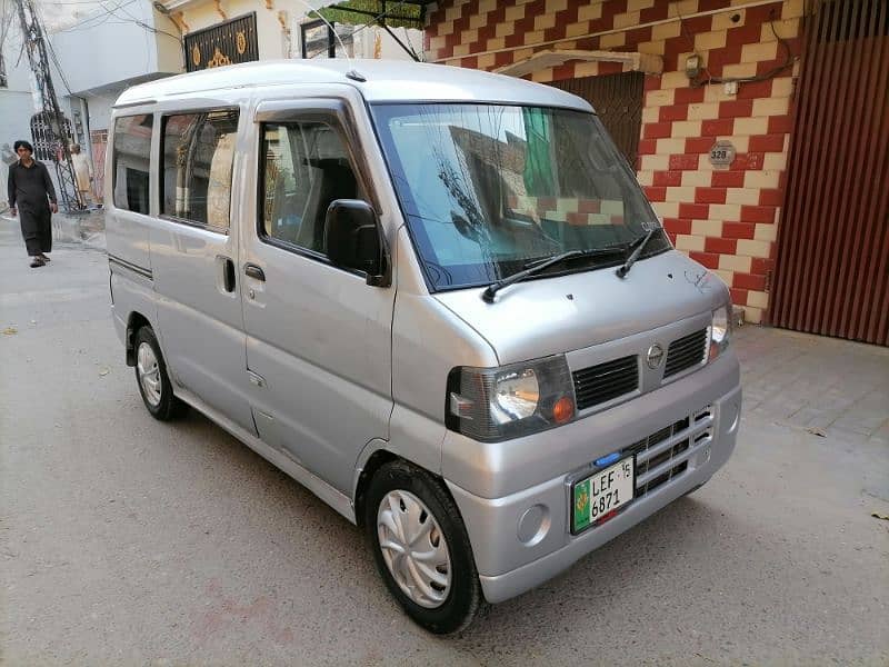 Nissan Clipper 2011 1