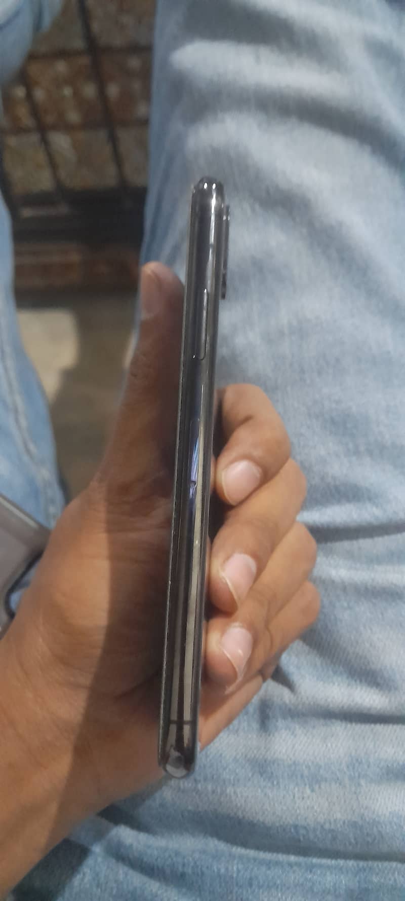 iphone x 64 gb pta provide with box. . . . . contact num 03244342155 3