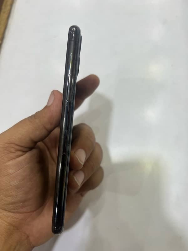 IPhone 11 pro (256gb) 4